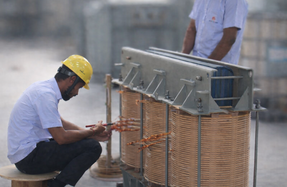  Inside a Transformer – Core, Windings, and Insulation Explained